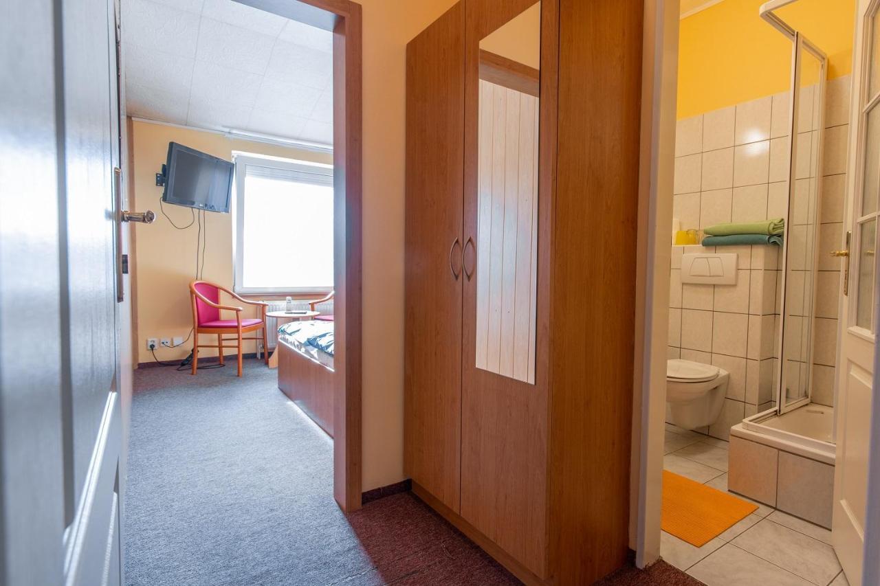 Penzion Školička Praga Esterno foto